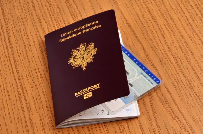 Comment obtenir un passeport en urgence ?